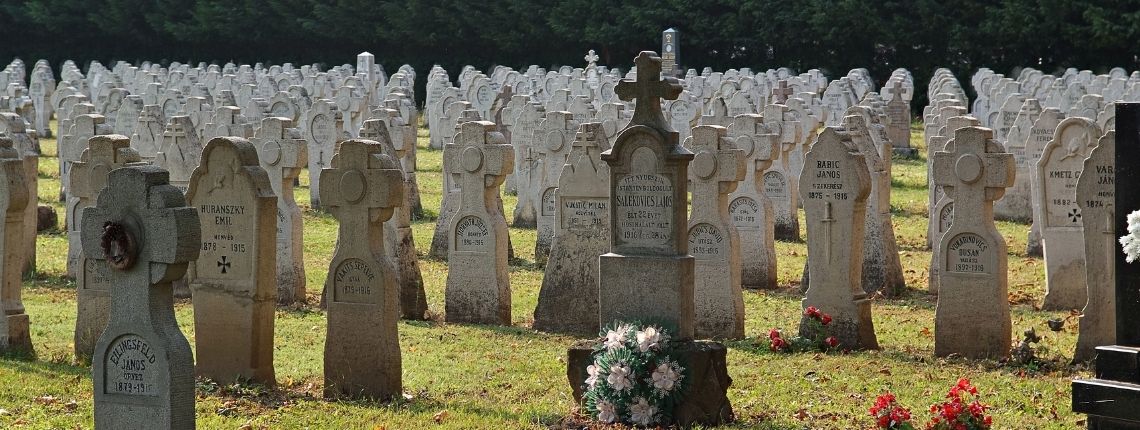 Emlékhelyek; I. világháborús sírkert és emlékmű a Pécsi Köztemetőben