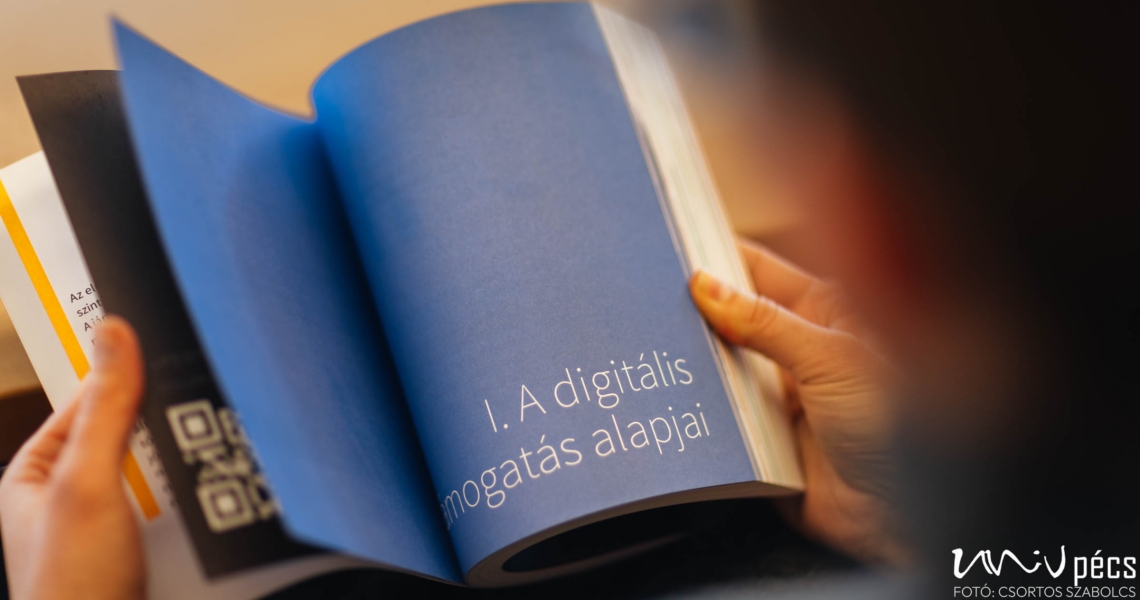 Új kötet született a PTE-n a digitális oktatás fejlesztése érdekében