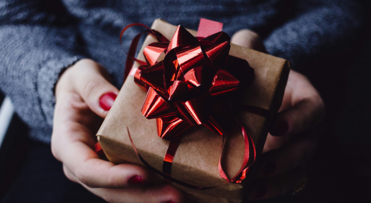 Cipősdoboz- és ajándékgyűjtő akciók Pécsett – idén is több módon segíthetünk a rászoruló gyerekeknek