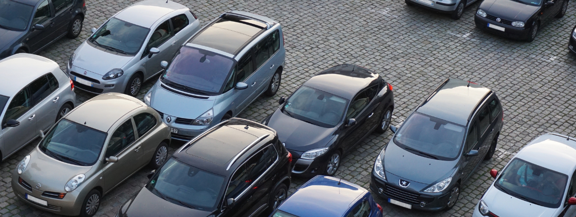 Pécsi ünnepi parkolás: ingyen és okosan